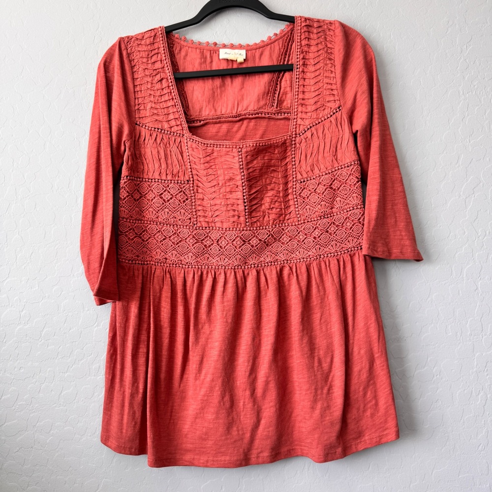 Meadow Rue XS Tunic Top Coral 3/4 Sleeve Crochet Lace Pintuck Boho Anthropologie